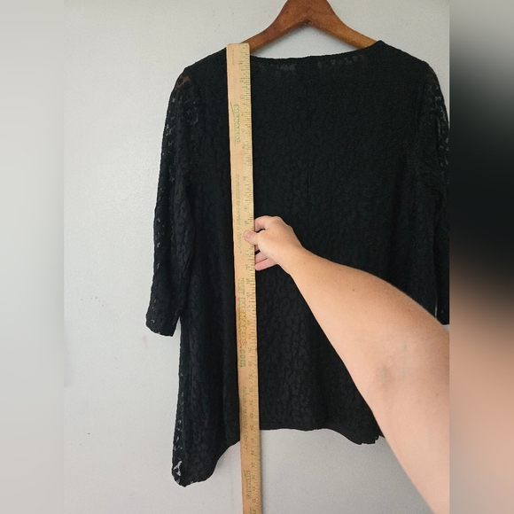 Chico's Women's Black Lace Cheetah Animal Print Blouse Tunic Top size 1 Medium - Picture 10 of 10